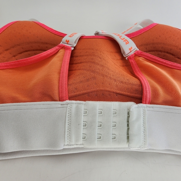 Under Armour Sweat Wicking Adjustable Strap Sports Bra - Picture 12 of 13